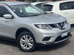 2015 Nissan
                X-TRAIL ST