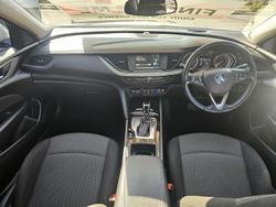 2018 Holden
Commodore LT