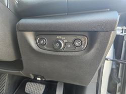 2018 Holden
Commodore LT