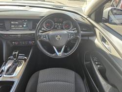 2018 Holden
Commodore LT