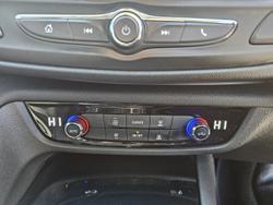 2018 Holden
Commodore LT