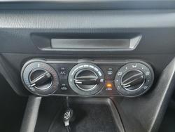 2017 Mazda
3 Maxx