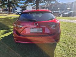 2017 Mazda
3 Maxx