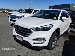 2017 Hyundai
                Tucson Active