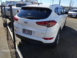 2017 Hyundai
                Tucson Active