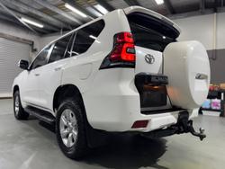 2017 Toyota
Landcruiser Prado GXL
