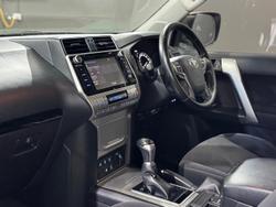 2017 Toyota
Landcruiser Prado GXL