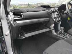 2015 Subaru
Forester 2.0D-L