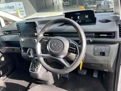 2022 Hyundai
STARIA LOAD