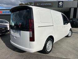 2022 Hyundai
STARIA LOAD