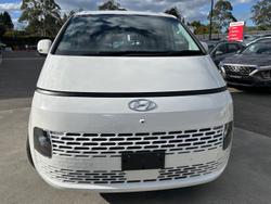 2022 Hyundai
STARIA LOAD