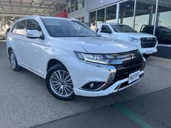 2020 Mitsubishi
                Outlander PHEV ES ADAS