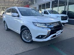 2020 Mitsubishi
                Outlander PHEV ES ADAS