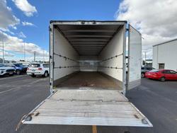 2020 Isuzu Frr FRR 110-260, AUTO, PANTECH & TAIL LIFT
