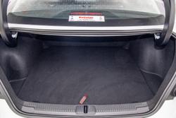 2023 MG MG5 Essence MY23 Dover White
