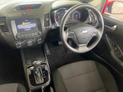 2017 Kia
                Cerato S