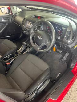 2017 Kia
Cerato S