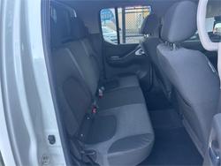 2012 NISSAN
NAVARA ST (4x4)