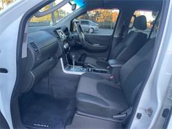 2012 NISSAN
NAVARA ST (4x4)