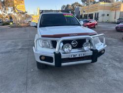 2012 NISSAN
NAVARA ST (4x4)