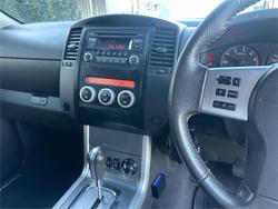 2012 NISSAN
NAVARA ST (4x4)