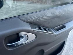 2012 NISSAN
NAVARA ST (4x4)