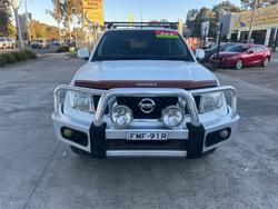 2012 NISSAN
NAVARA ST (4x4)