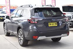 2025 Subaru
Outback AWD Touring