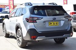 2024 Subaru
Outback AWD Touring XT