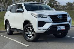 2022 Toyota
Fortuner GX