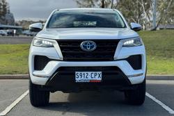 2022 Toyota
Fortuner GX