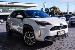 2023 Toyota
Yaris Cross Urban