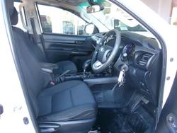 2020 Toyota
Hilux Workmate