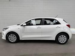 2020 Kia
Rio S