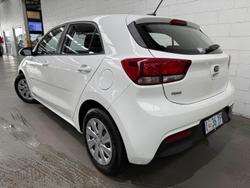 2020 Kia
Rio S