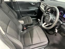 2020 Kia
Rio S