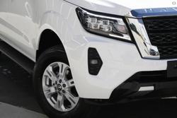 2025 Nissan
Navara ST