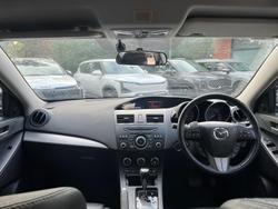 2012 Mazda
3 SP25