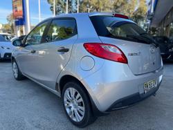 2009 Mazda
2 Neo