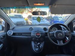 2009 Mazda
2 Neo