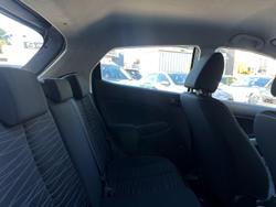 2009 Mazda
2 Neo