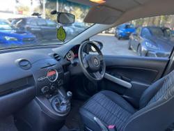 2009 Mazda
2 Neo