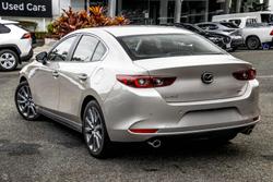 2025 Mazda
3 G20 Evolve