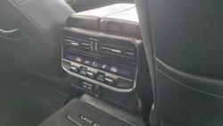 2022 Toyota
Landcruiser VX