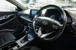 2022 Hyundai
i30