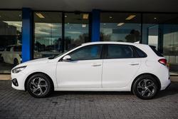 2022 Hyundai
i30