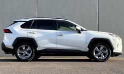 2019 Toyota
RAV4 GXL