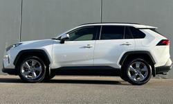 2019 Toyota
RAV4 GXL