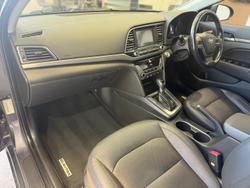2017 Hyundai
                Elantra Elite