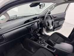 2021 Toyota Hilux SR GUN126R 4X4 Dual Range Glacier White